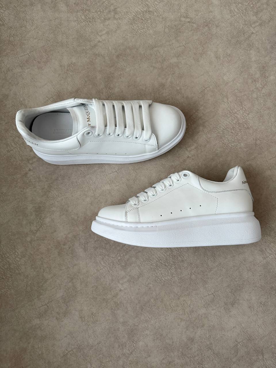 Alexander McQueen Klasik
