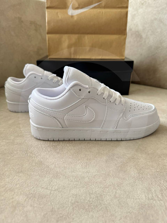 Nike Air Jordan White